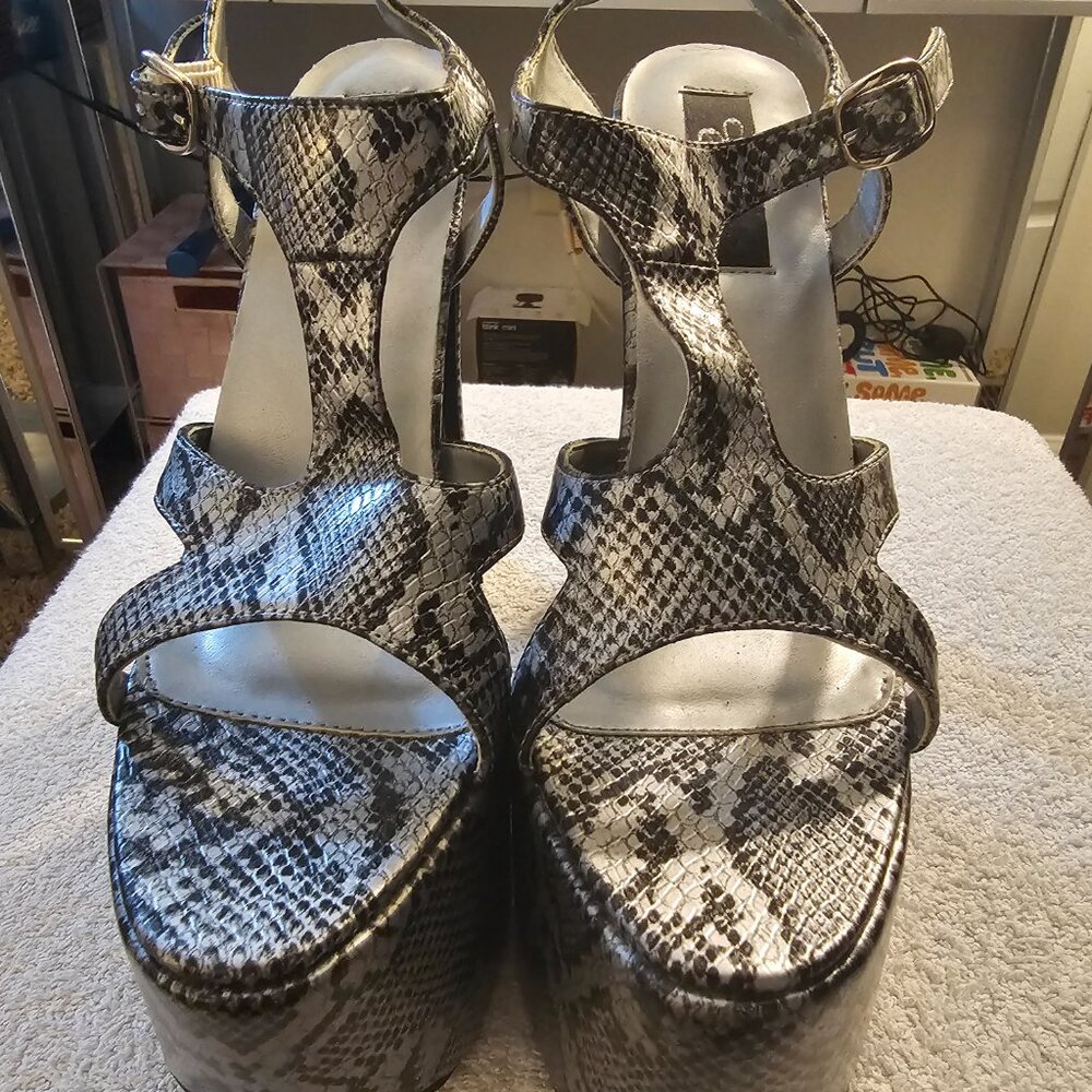 Platform shoes - Picture 7 of 7